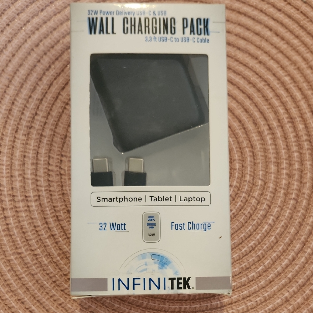 Black Wall Charging Pack - 32W USB-C Fast Charger
